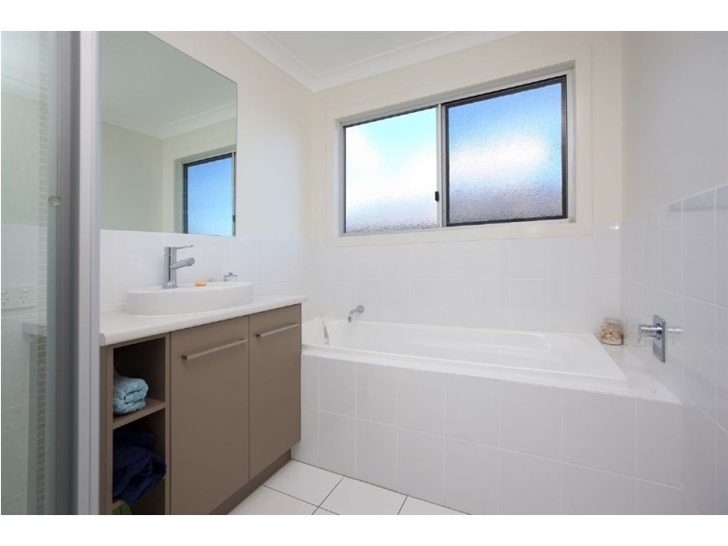 23 Faraday Street, Camp Hill QLD 4152