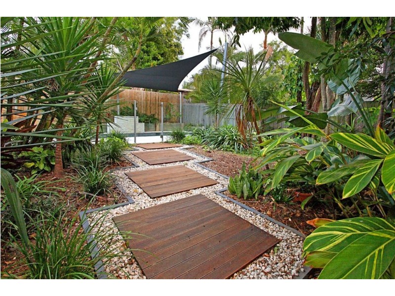 149 Macrossan Avenue, Norman Park QLD 4170