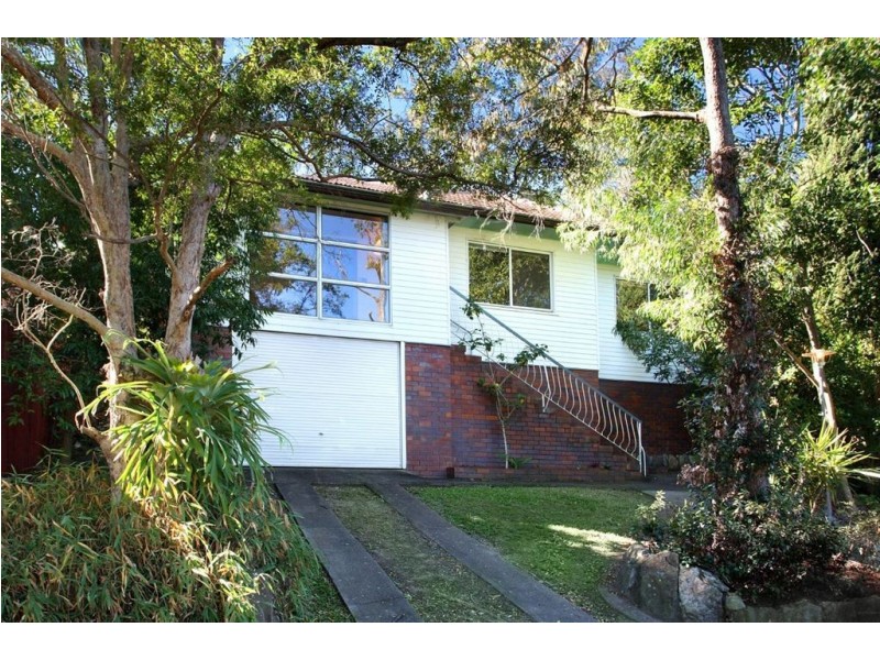 4 Pattison Avenue, Norman Park QLD 4170