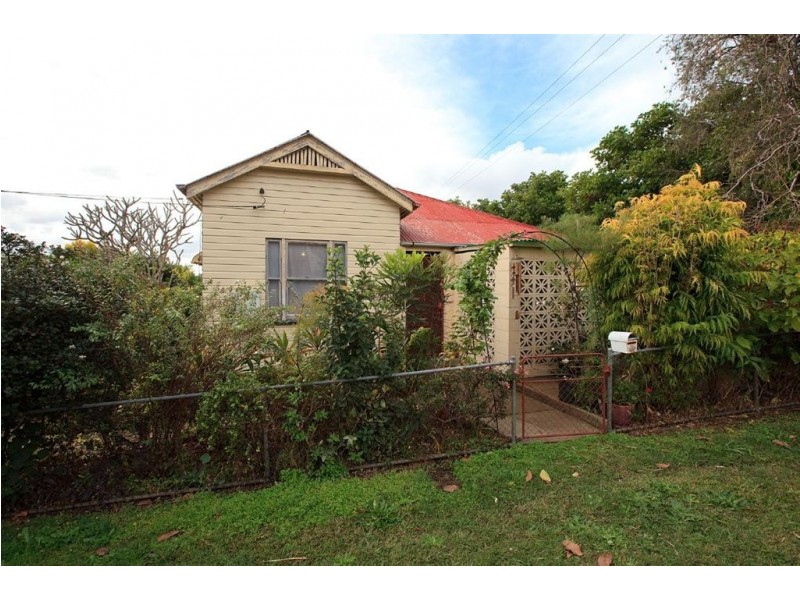 1 Virginia Avenue, Hawthorne QLD 4171