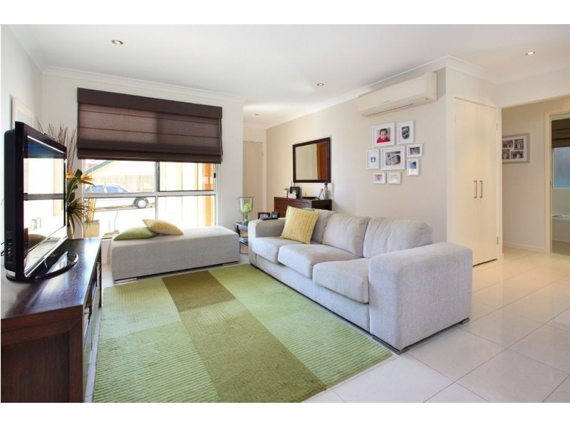 2/103 Pashen Street, Morningside QLD 4170