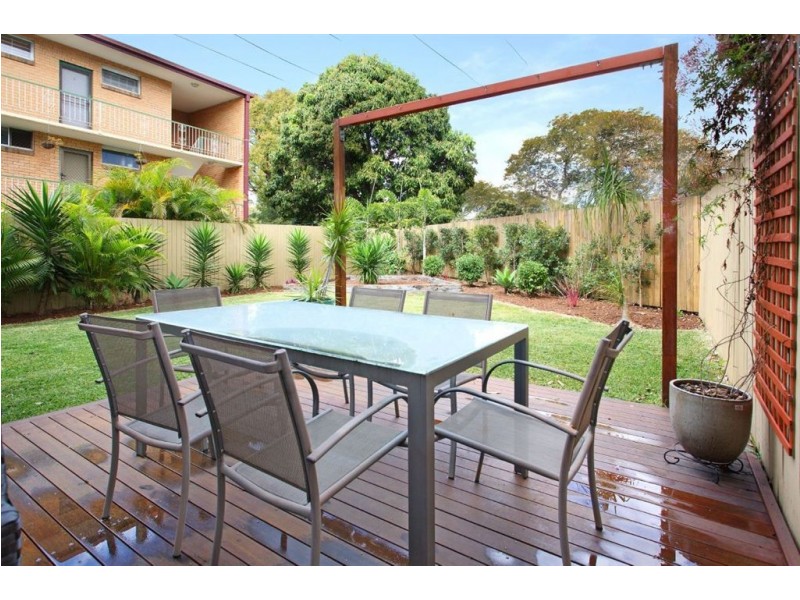 2/53 Collins Street, Clayfield QLD 4011