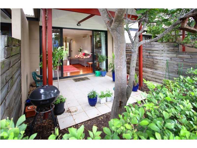 10/16 Park Street, Hawthorne QLD 4171