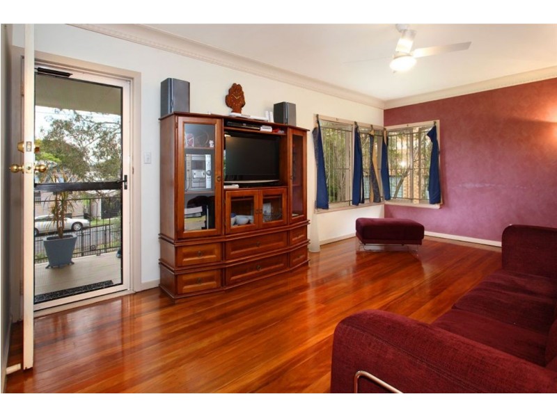 78 Sackville Street, Greenslopes QLD 4120