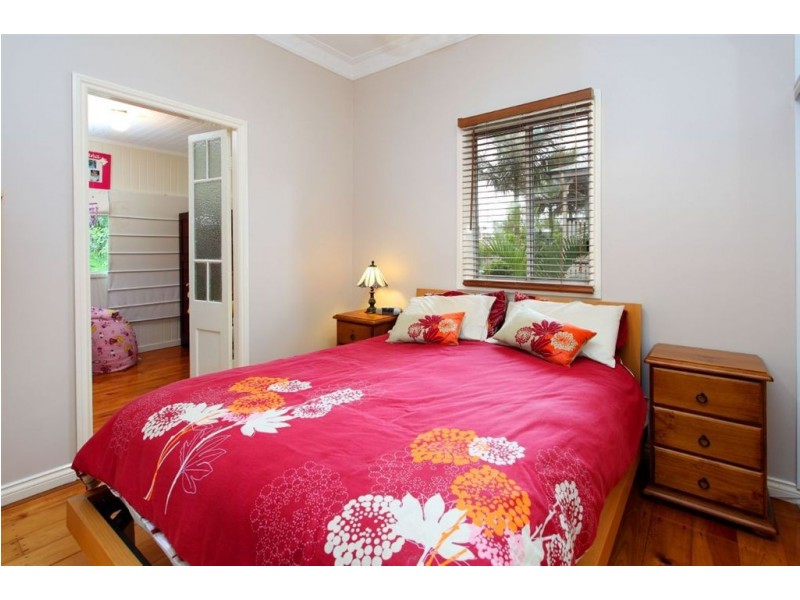 75 Jamieson Street, Bulimba QLD 4171