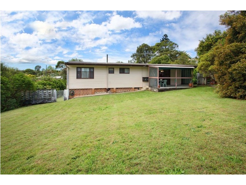 10 Pinedale Street, Morningside QLD 4170