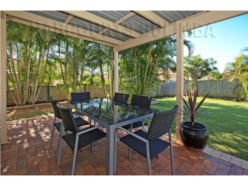 153 Cribb Road, Carindale QLD 4152