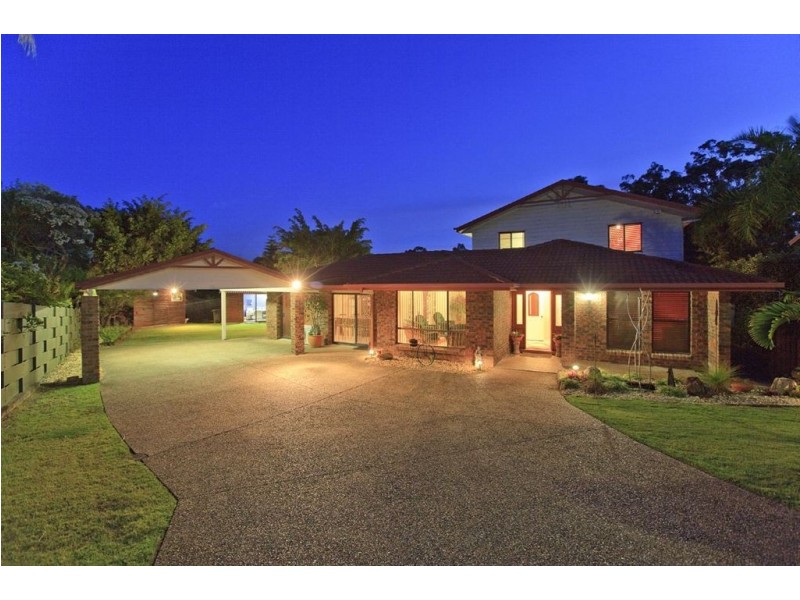 9 Christole Court, Carina QLD 4152