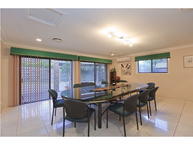 9 Christole Court, Carina QLD 4152