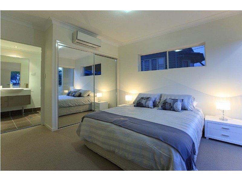 20 Love Street, Bulimba QLD 4171