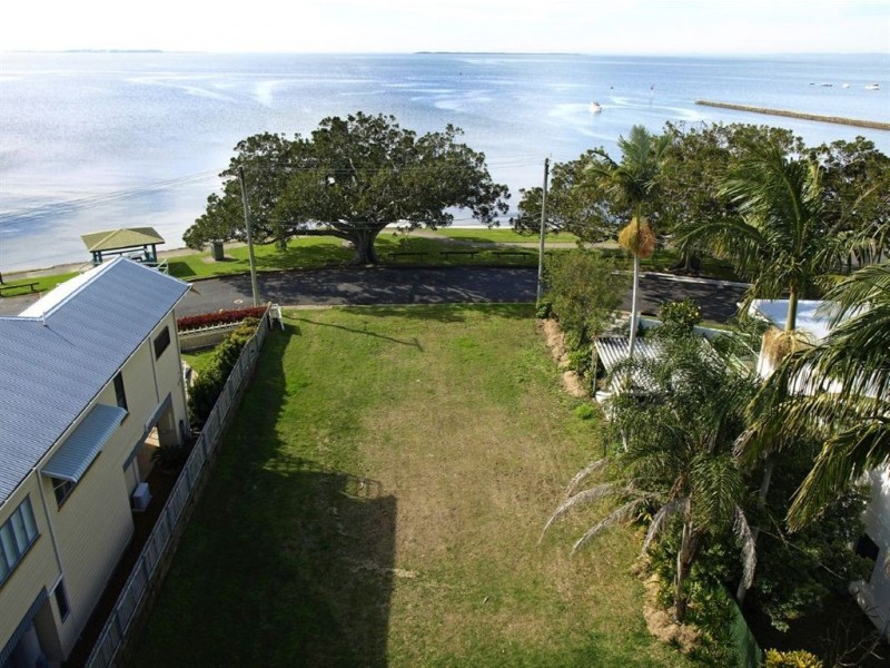 12 Wynnum Esplanade North, Wynnum QLD 4178