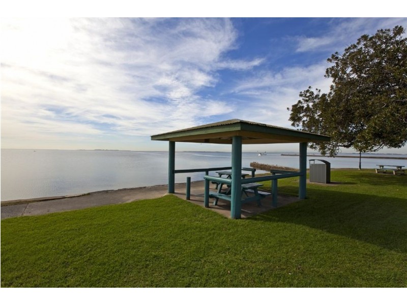 12 Wynnum Esplanade North, Wynnum QLD 4178