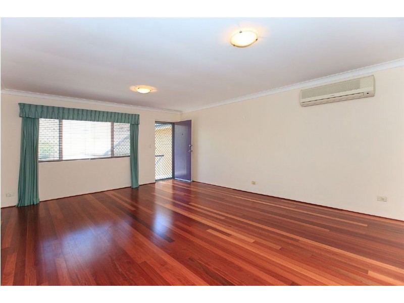 4/21 Wellington Street, Coorparoo QLD 4151