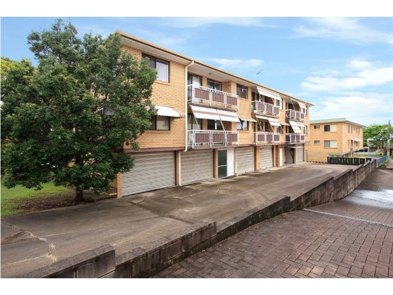 2/4 Weston Street, Coorparoo QLD 4151
