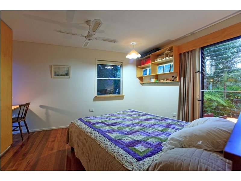 44 Wentworth Parade, Balmoral QLD 4171