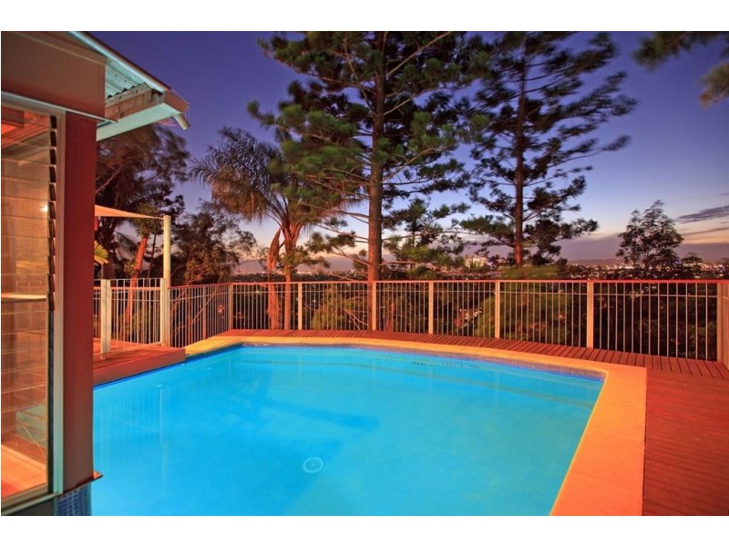 44 Wentworth Parade, Balmoral QLD 4171