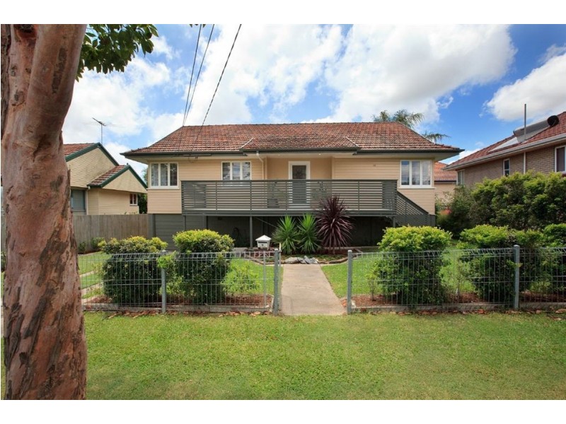 88 Molloy Road, Cannon Hill QLD 4170