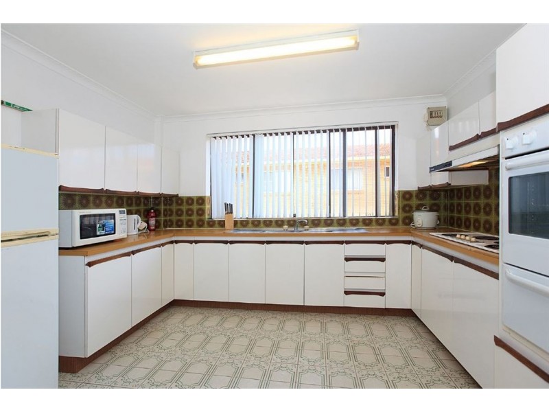 2/45 Amelia Street, Coorparoo QLD 4151