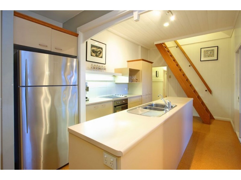 3 High Street, Milton QLD 4064