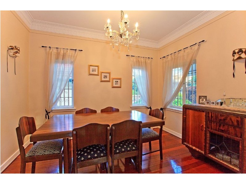 50 Edencourt Street, Camp Hill QLD 4152