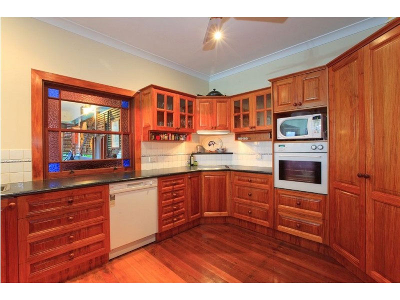 2 Suvla Street, Balmoral QLD 4171