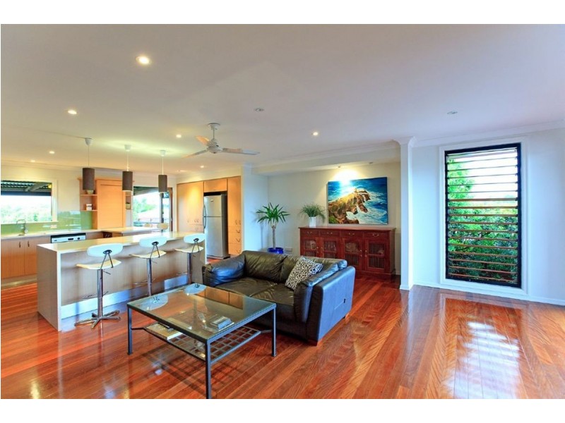 18 Karana Street, Seven Hills QLD 4170