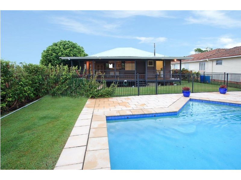 18 Karana Street, Seven Hills QLD 4170