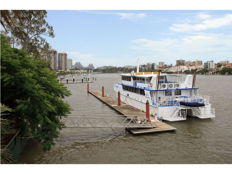 4/56 Thorn Street, Kangaroo Point QLD 4169