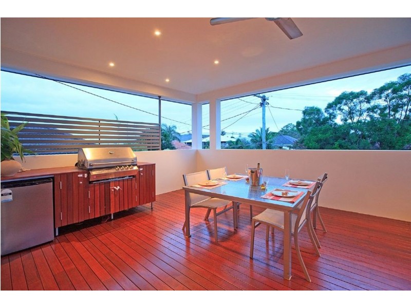 76 Harrison Street, Bulimba QLD 4171