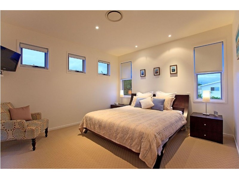 76 Harrison Street, Bulimba QLD 4171