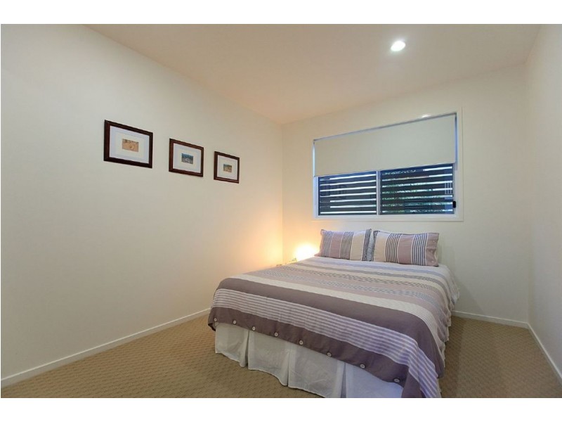 76 Harrison Street, Bulimba QLD 4171