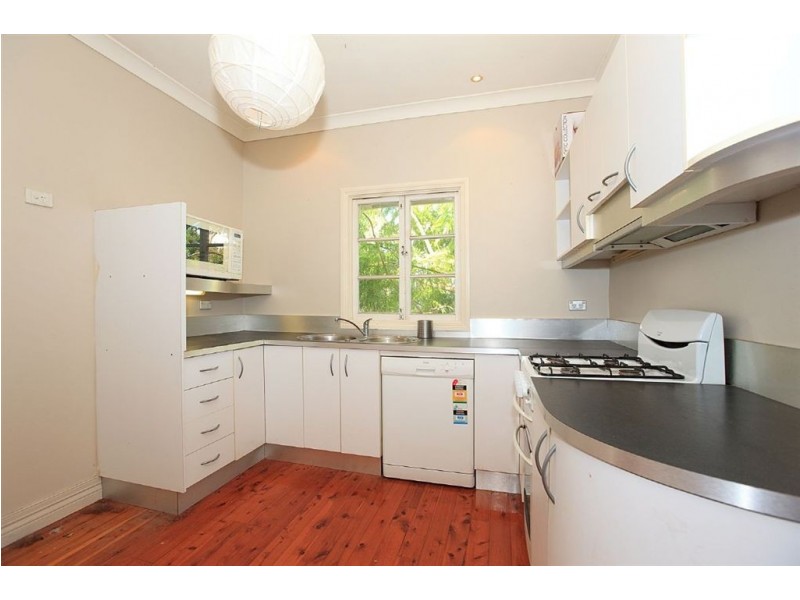 83 Main Avenue, Balmoral QLD 4171