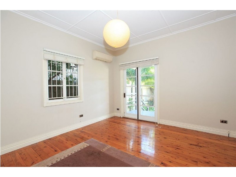 83 Main Avenue, Balmoral QLD 4171