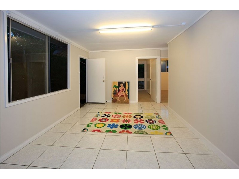 133 Macrossan Avenue, Norman Park QLD 4170