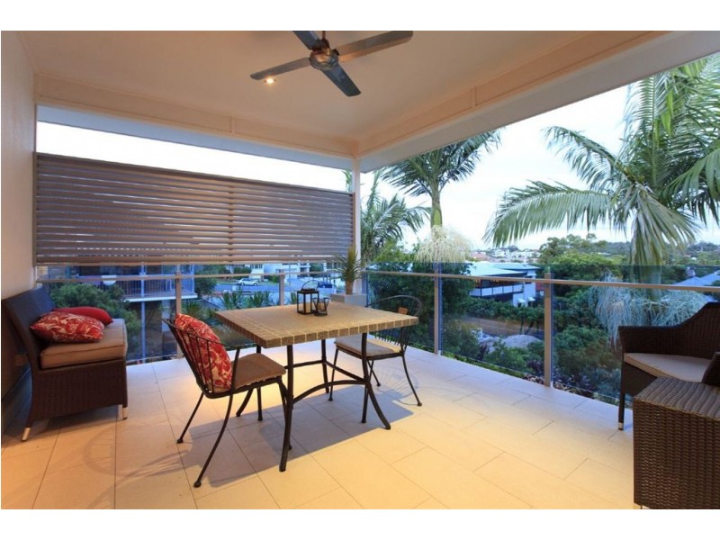 8/23 Collings Street, Balmoral QLD 4171