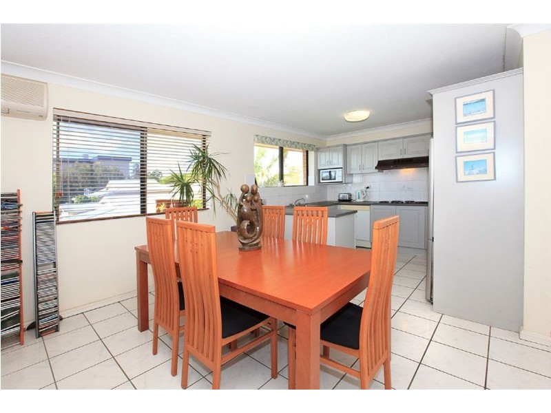 6/335 Cavendish Road, Coorparoo QLD 4151