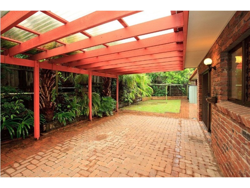 12 Dalrello Street, Carina QLD 4152