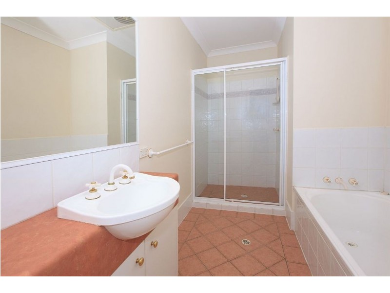 4/6 Parry Street, Bulimba QLD 4171