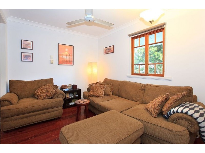 54 Smallman Street, Bulimba QLD 4171