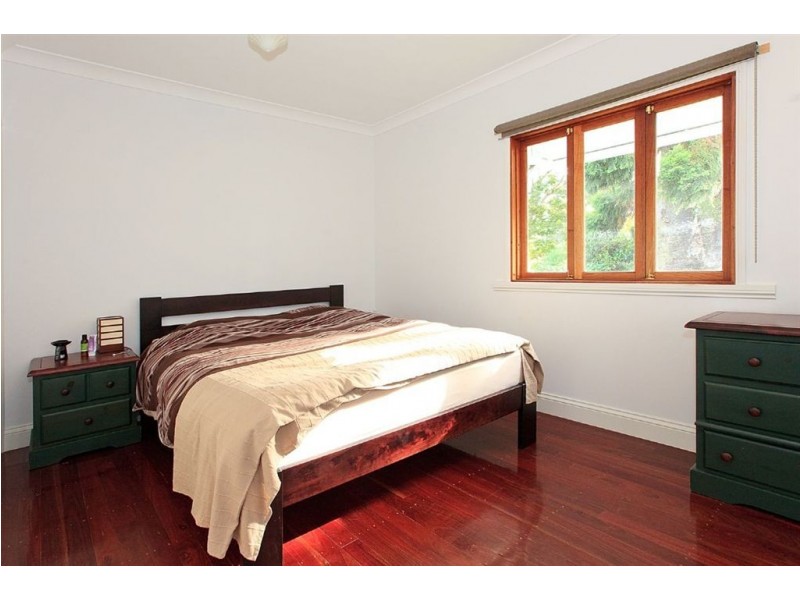 54 Smallman Street, Bulimba QLD 4171