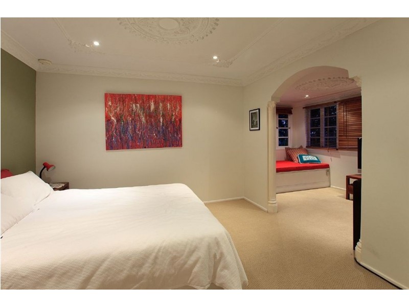 169 Brisbane Street, Bulimba QLD 4171