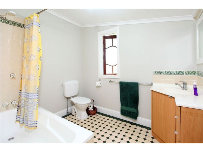 59 Burlington Street, East Brisbane QLD 4169