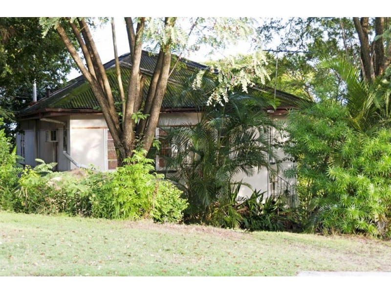 105 Fifth Avenue, Balmoral QLD 4171