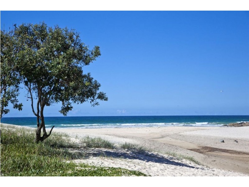 12 Darwalla Avenue, Currumbin QLD 4223