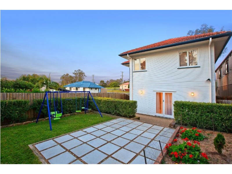 22 Pinedale Street, Morningside QLD 4170