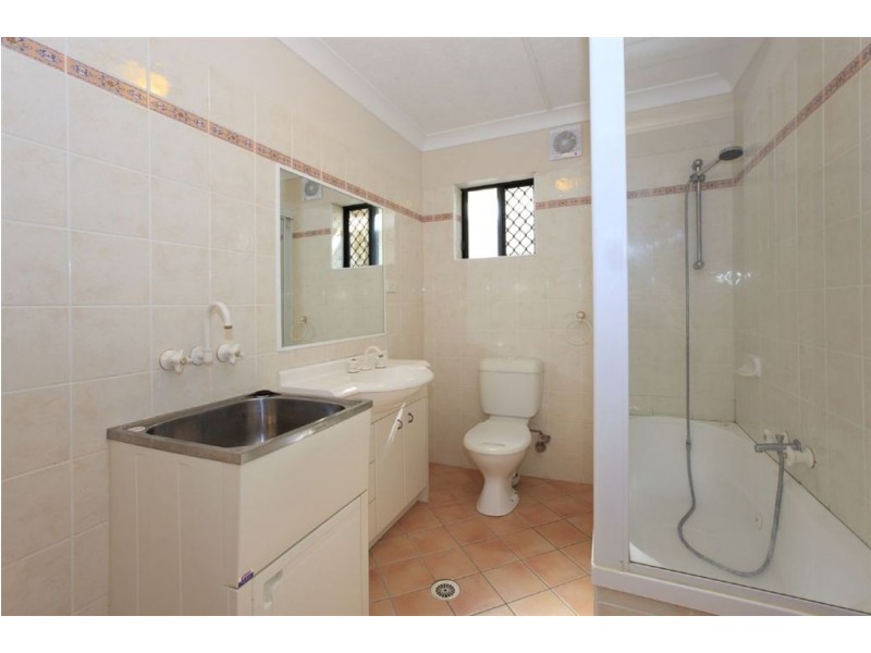 1/325 Hawthorne Road, Hawthorne QLD 4171