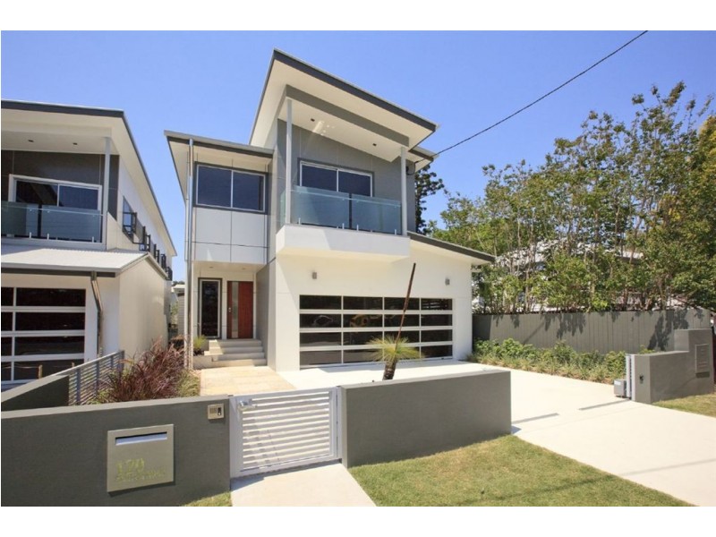 120 Barton Road, Hawthorne QLD 4171