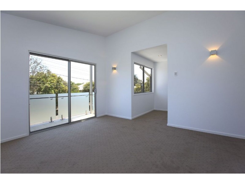 120 Barton Road, Hawthorne QLD 4171