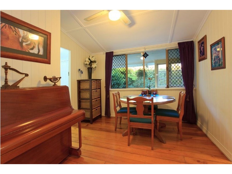 43 Jenolan Avenue, Hawthorne QLD 4171