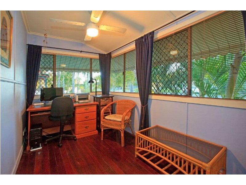 43 Jenolan Avenue, Hawthorne QLD 4171